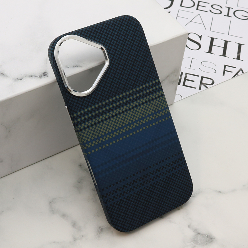 Slika od Futrola UrbanMesh MagSafe za iPhone 17 (6.3) (6.1) DZ04