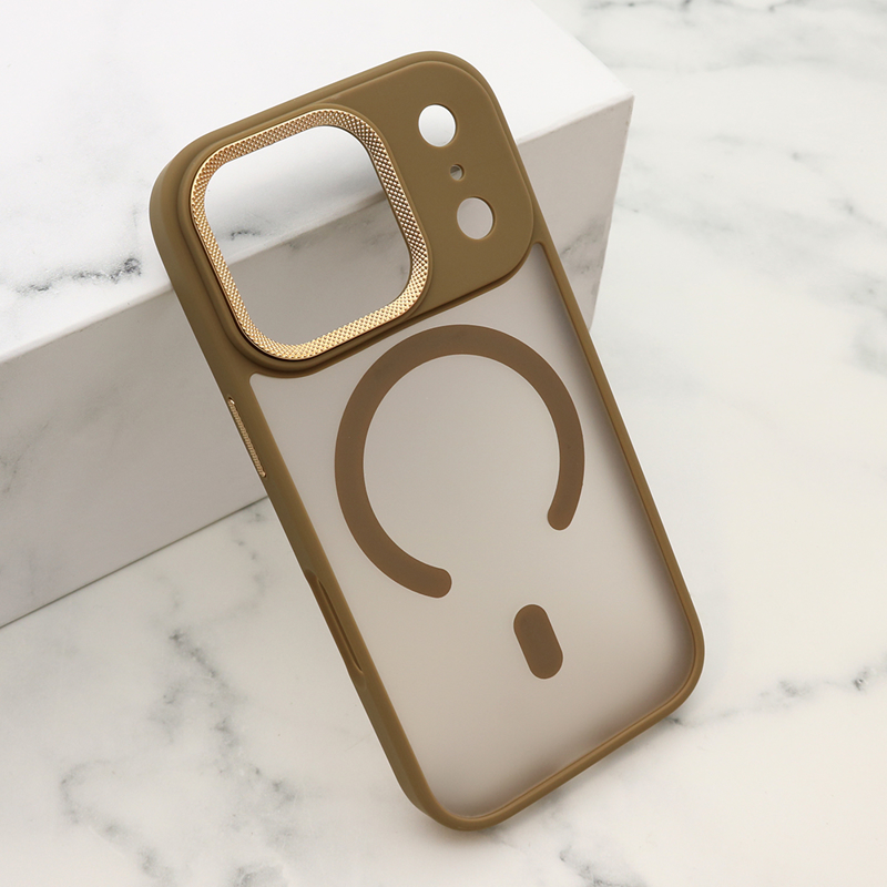 Slika od Futrola SILKY MagSafe II za iPhone 17 Pro (6.3) zlatna