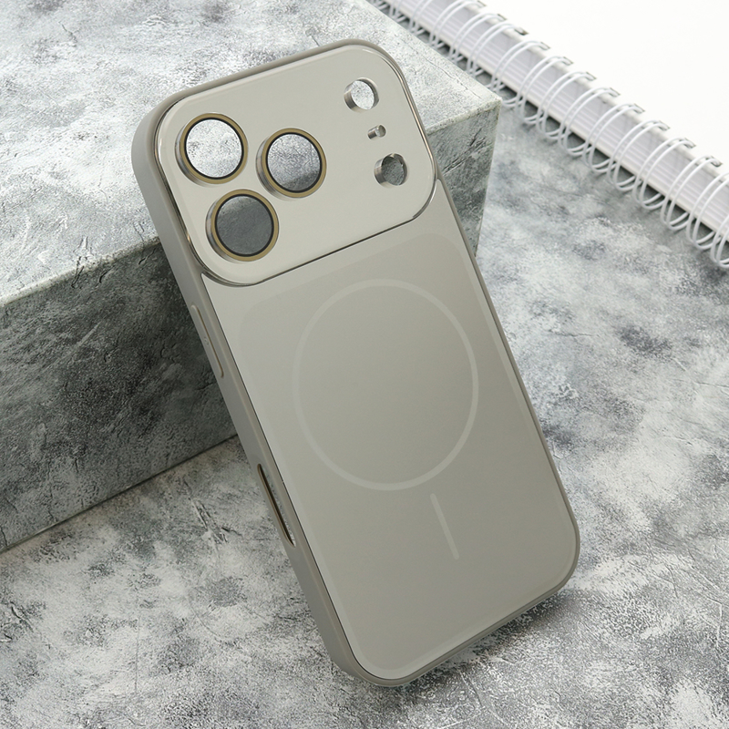 Slika od Futrola COLOR METAL MagSafe II za iPhone 17 Pro (6.3) srebrna