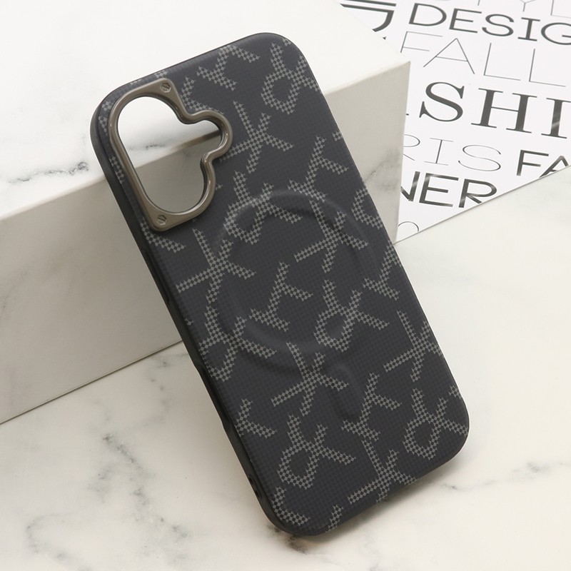 Slika od Futrola MONOGRAM MagSafe za iPhone 16 (6.1) crna