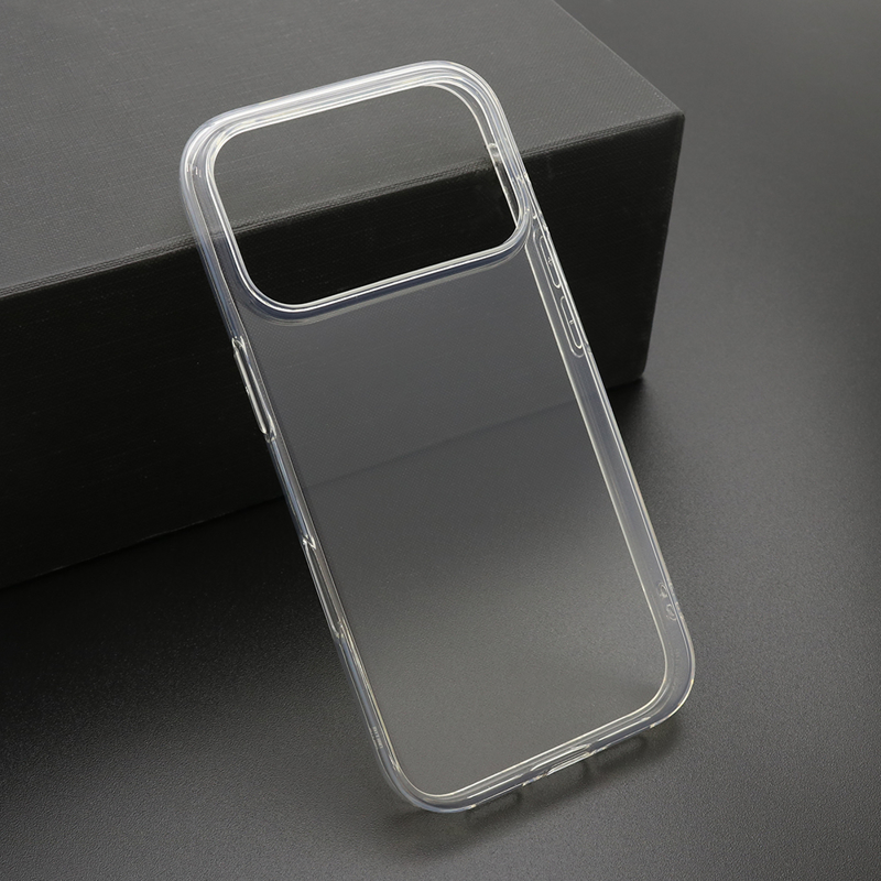 Slika od Futrola ULTRA TANKI PROTECT silikon za iPhone 18 Pro (6.3) providna (bela)